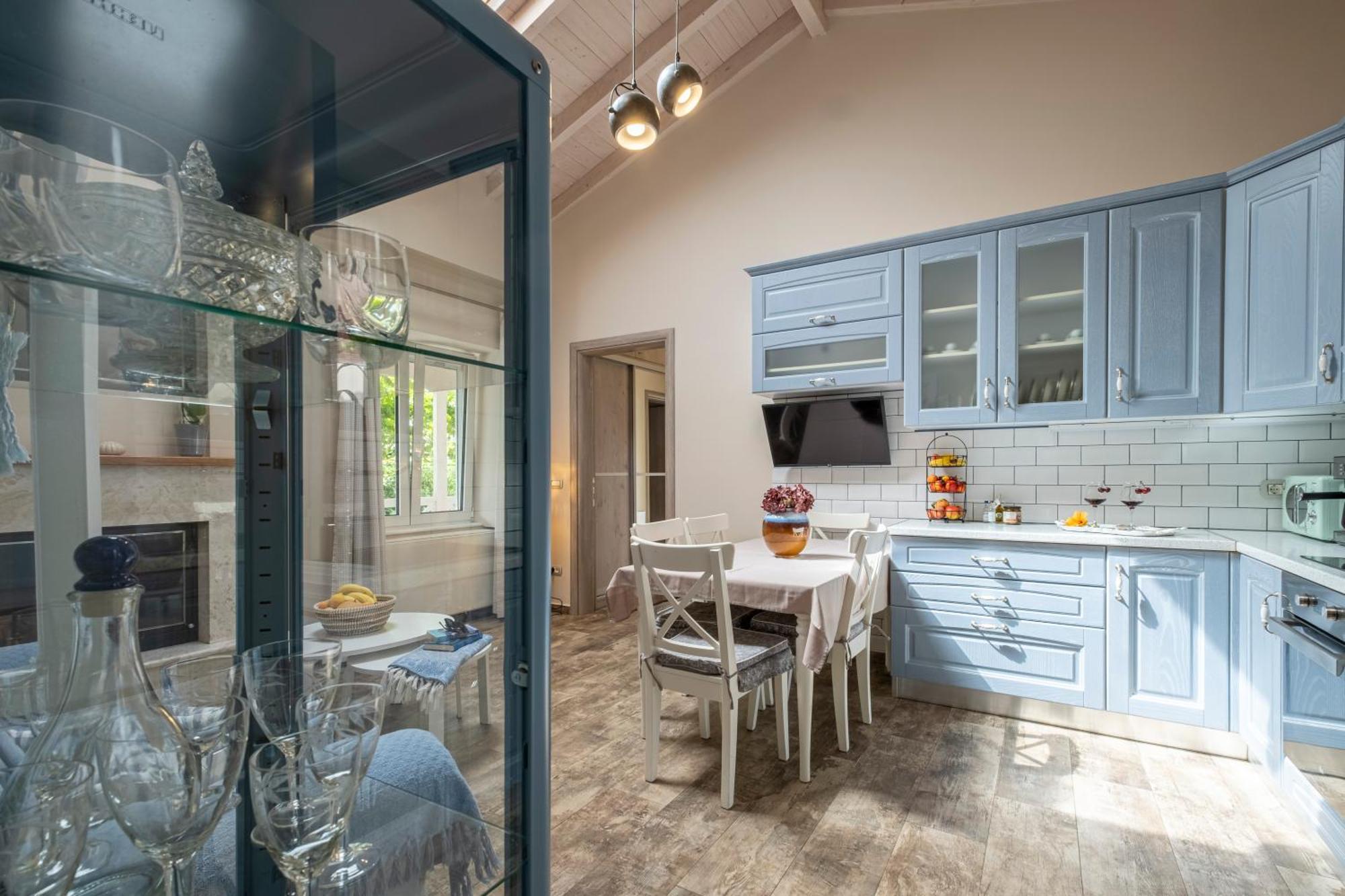 Oasis Home Толон Экстерьер фото